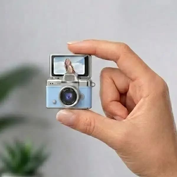 Mini caméra à écran rabattable – Vidéo résolution 1080P – Capteur d’image CCD – Écran HD IPS de 1,47″ – LK-027 – Bleu