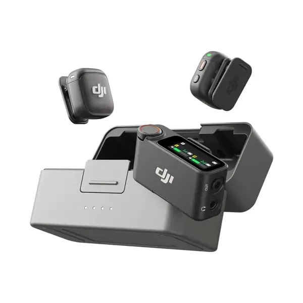 Micro cravate DJI MIC 3 – 28h d’autonomie – Connecteur Type-C – 2 Transmetteur et 1 Récepteur – Réduction de bruit à deux niveaux – contrôle de gain adaptatif – Boitier de recharge — photo 1