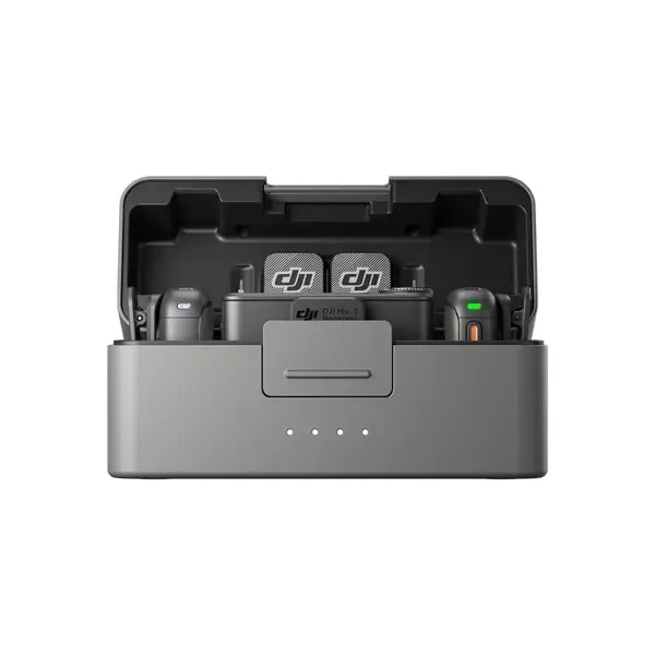 Micro cravate DJI MIC 3 – 28h d’autonomie – Connecteur Type-C – 2 Transmetteur et 1 Récepteur – Réduction de bruit à deux niveaux – contrôle de gain adaptatif – Boitier de recharge — photo 2