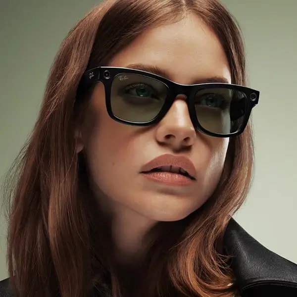 Lunette connectée Ray-Ban 2e Gen Wayfarer Shiny Black – Mémoire flash de 32Go/500+photos ou 100+vidéos de 30s – Transition Graphite Vert — photo 2