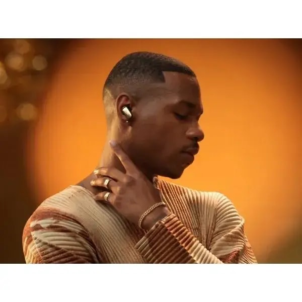 Écouteurs Bose QuietComfort Ultra Earbuds 2nd Gen – Bluetooth à Réduction de Bruit – Audio Immersif & Recharge Sans Fil – Or du Desert (Desert Gold) — photo 4